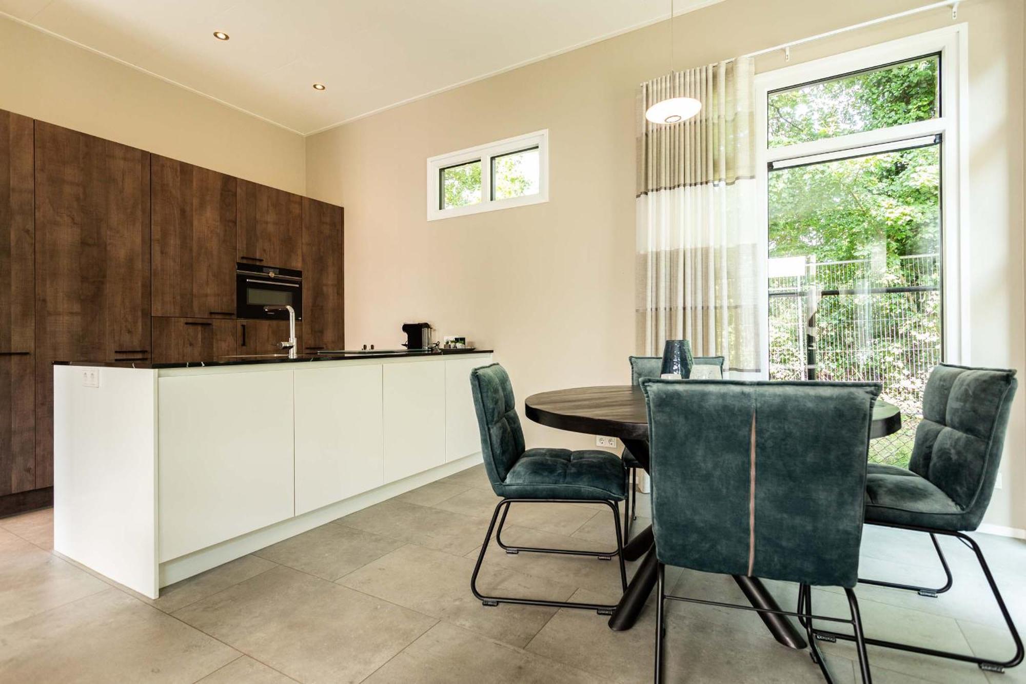 Topparken - Residence De Leuvert Cromvoirt Ruang foto