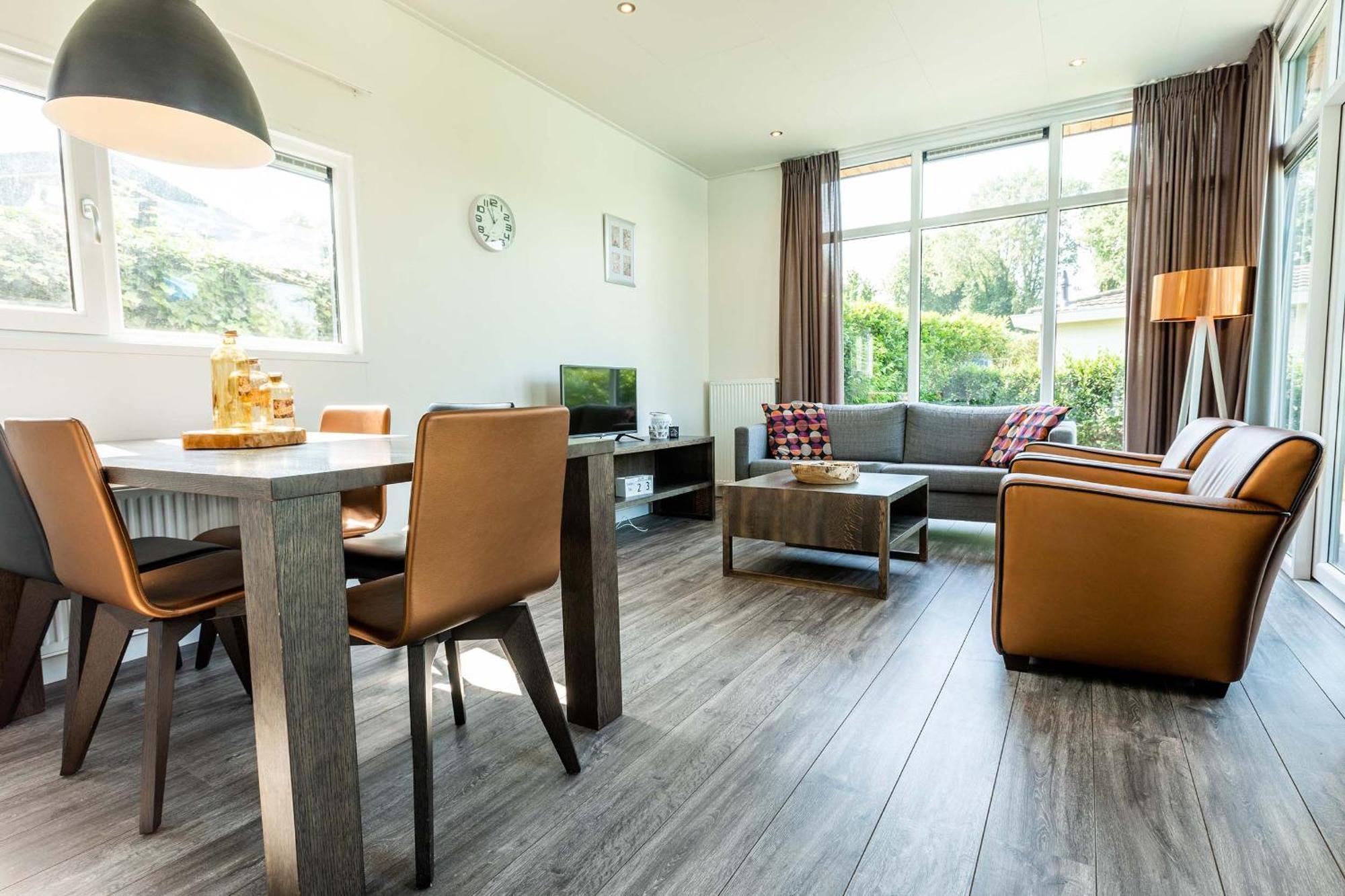 Topparken - Residence De Leuvert Cromvoirt Ruang foto