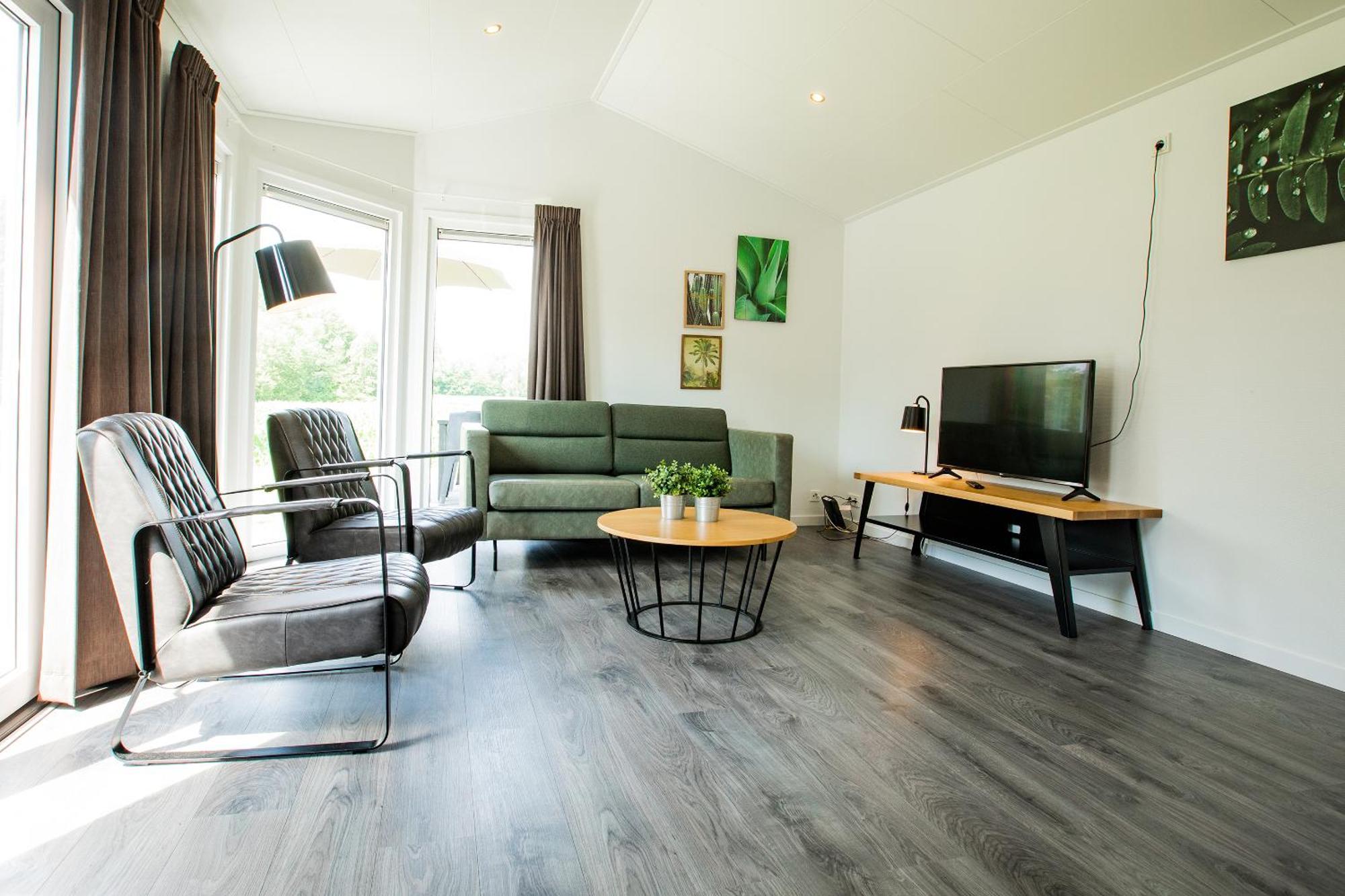 Topparken - Residence De Leuvert Cromvoirt Ruang foto
